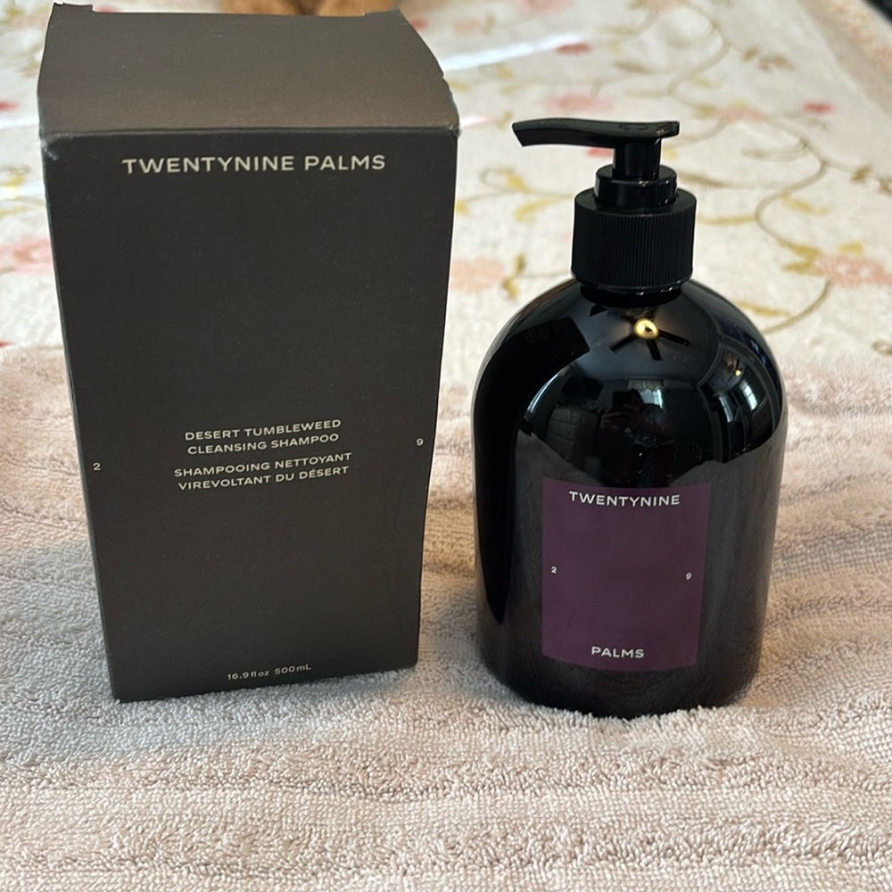 New in box Twentynine Palms desert tumbleweed cleansing shampoo 16.9 fl oz